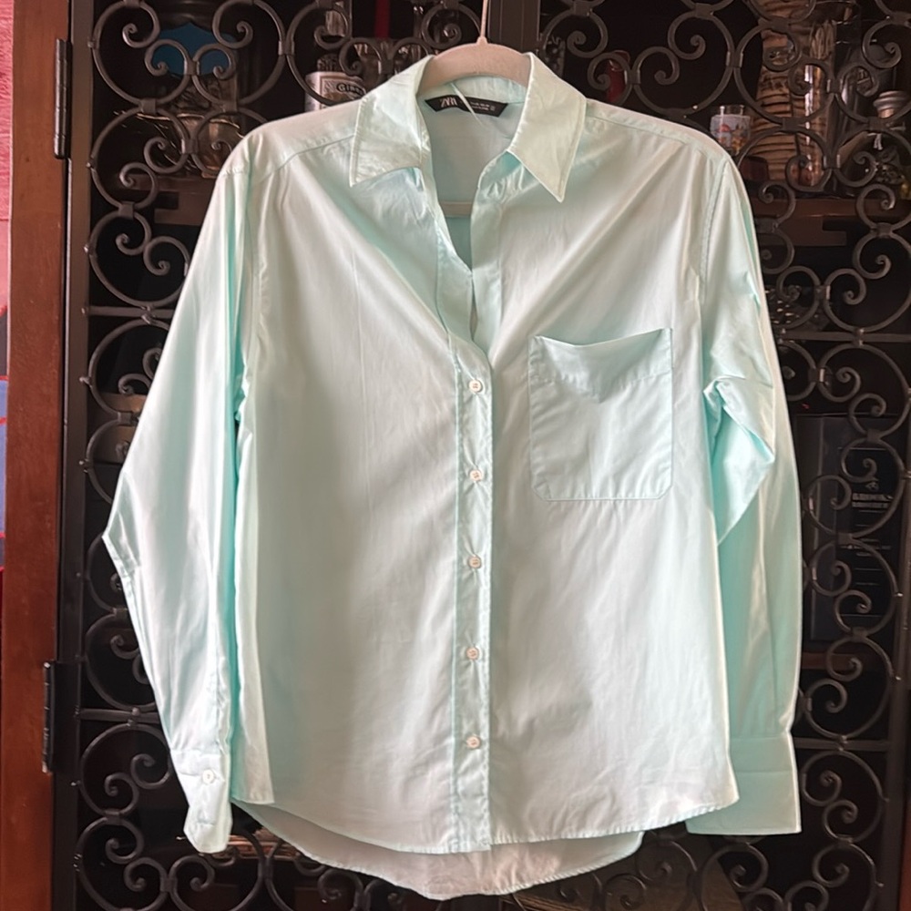 Zara shirt size xs oversized never been worn